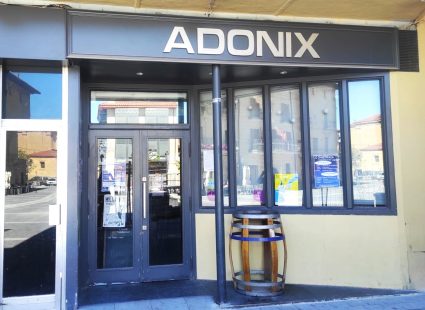 Bar Adonix (Oion)-min